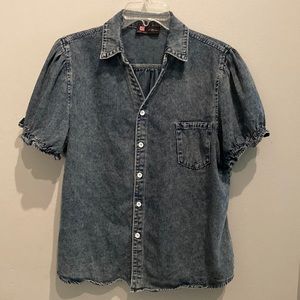 NWOT women’s jean top